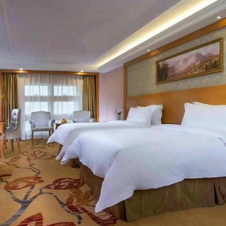 Vienna Hotel Guangzhou Baiyun Dongping Middle Road Extérieur photo