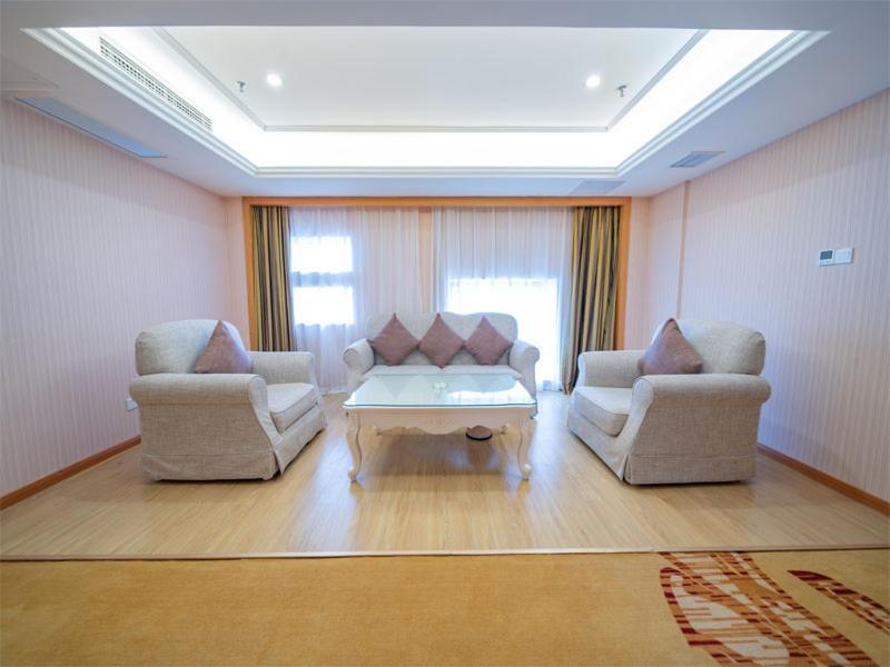 Vienna Hotel Guangzhou Baiyun Dongping Middle Road Extérieur photo