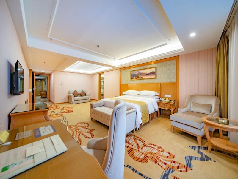 Vienna Hotel Guangzhou Baiyun Dongping Middle Road Extérieur photo