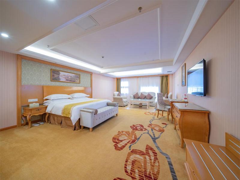 Vienna Hotel Guangzhou Baiyun Dongping Middle Road Extérieur photo