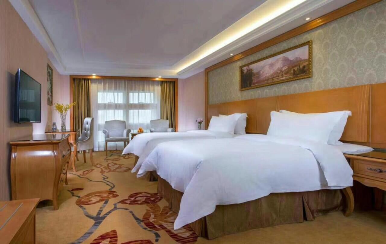 Vienna Hotel Guangzhou Baiyun Dongping Middle Road Extérieur photo