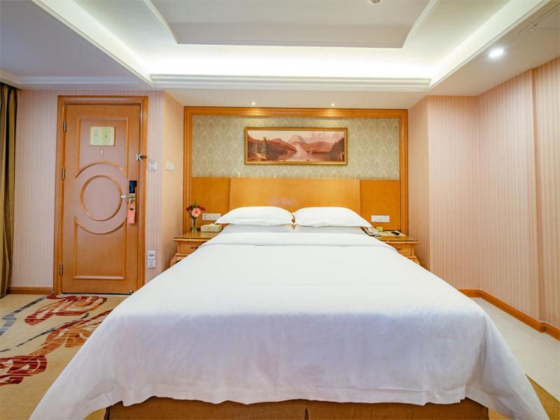 Vienna Hotel Guangzhou Baiyun Dongping Middle Road Extérieur photo